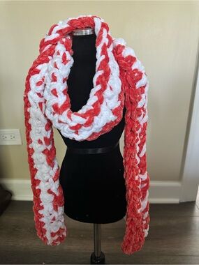 Plush Chunky Coral & White Infinity Scarf - Women Scarves